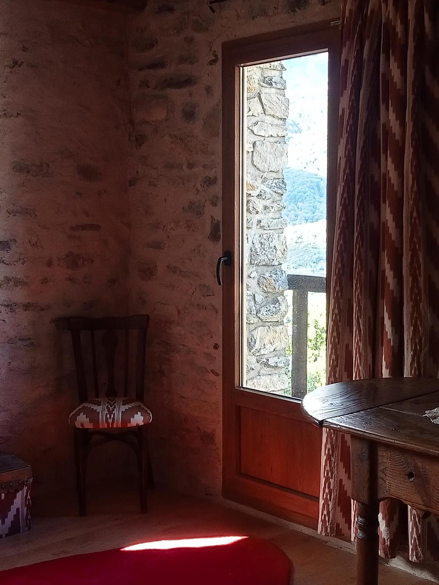 Suite En Cuadra Pajar, Casa Rural Hoz de Jaca Kültér fotó