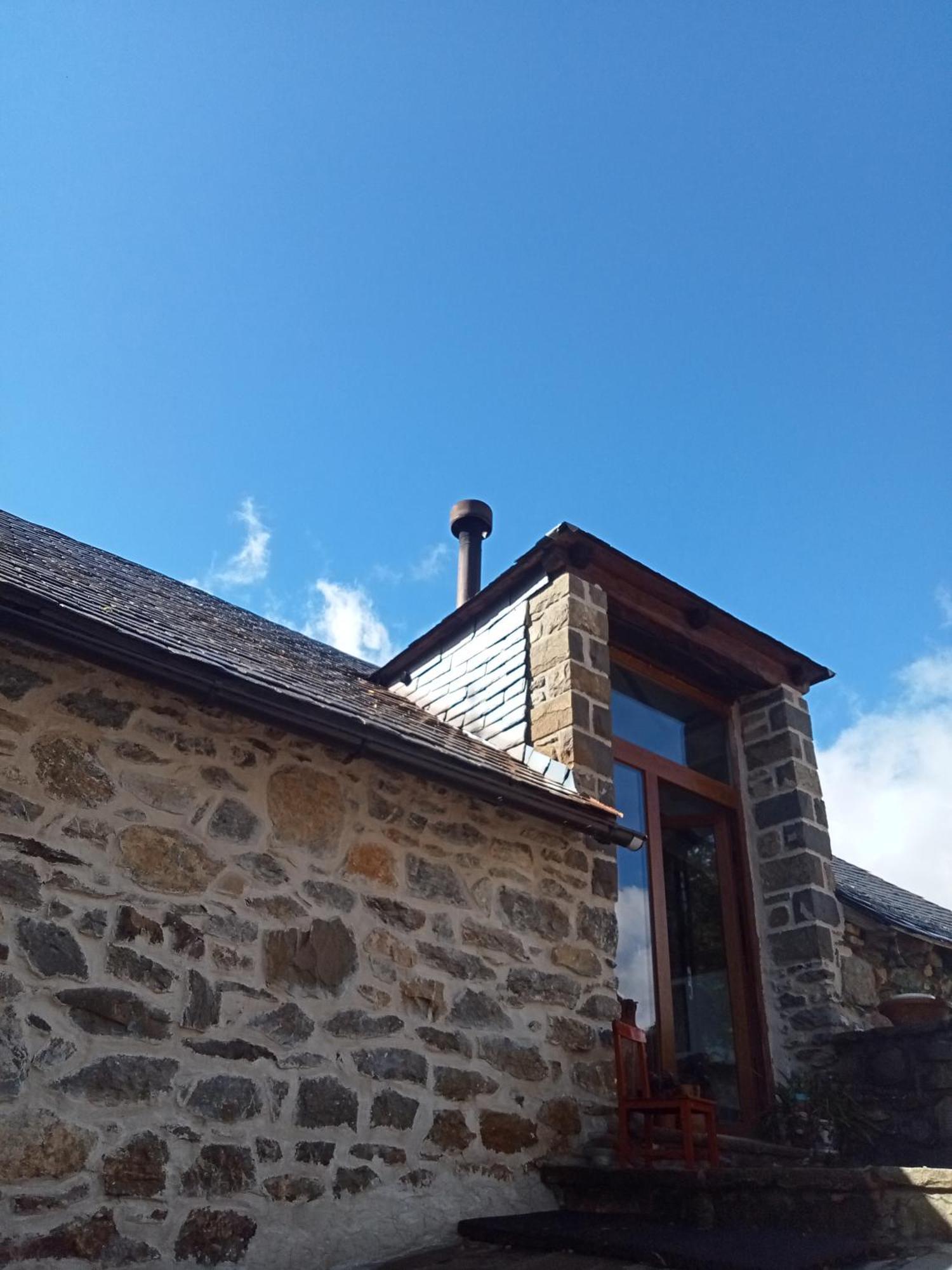 Suite En Cuadra Pajar, Casa Rural Hoz de Jaca Kültér fotó